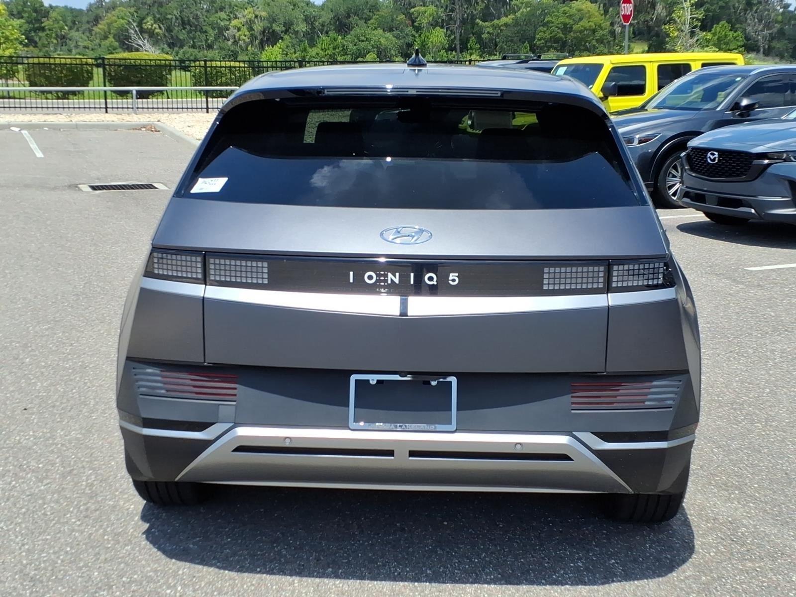 2024 Hyundai IONIQ 5 SEL