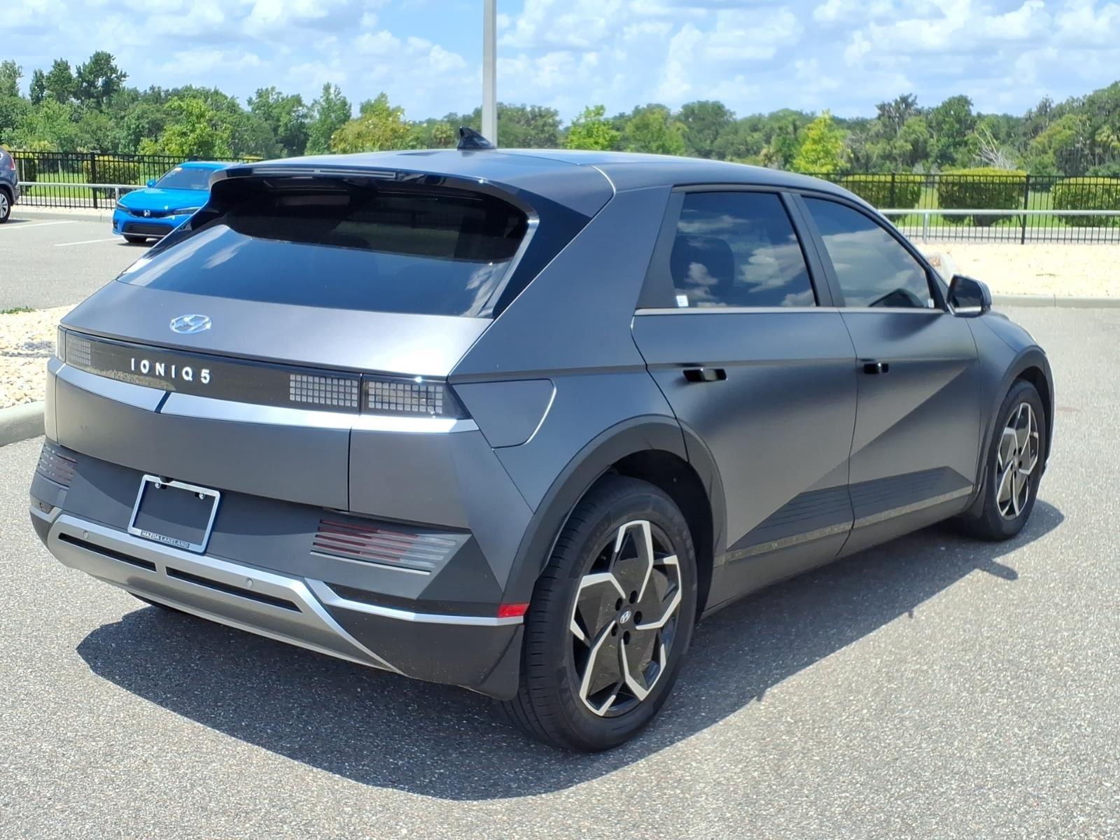 2024 Hyundai IONIQ 5 SEL