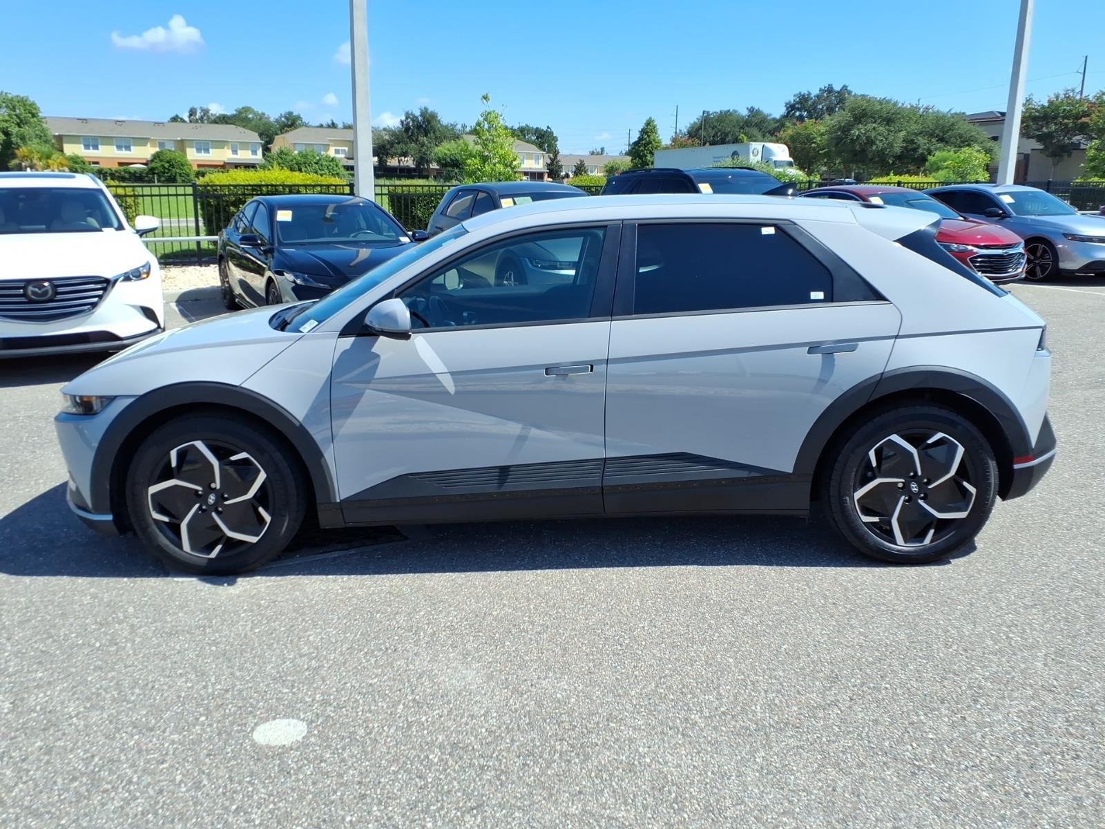 2024 Hyundai IONIQ 5 SE