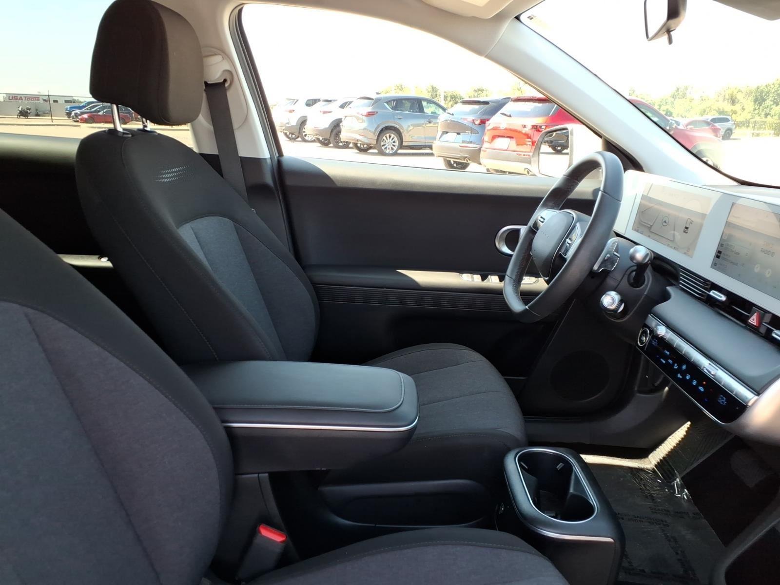 2024 Hyundai IONIQ 5 SE
