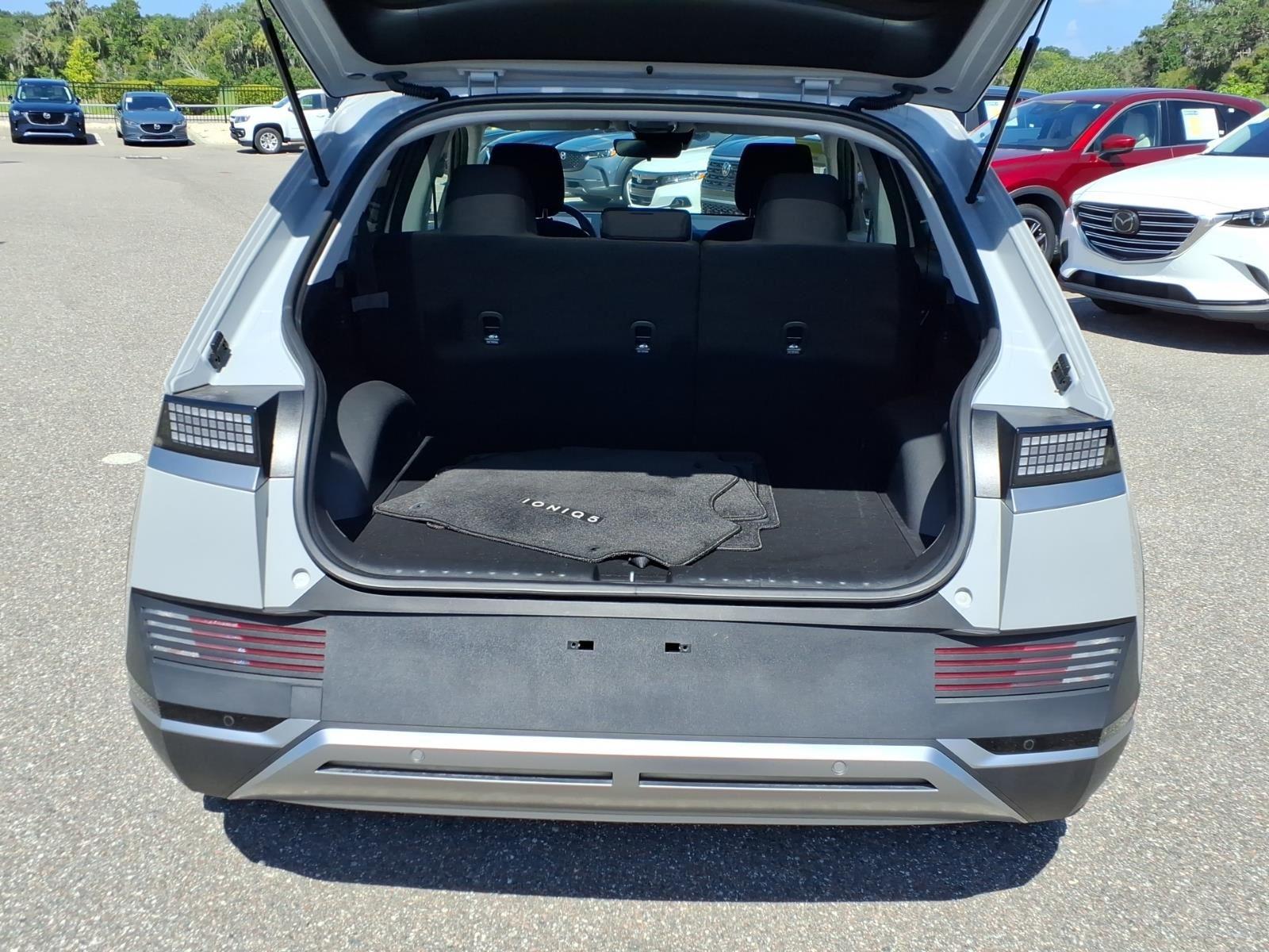 2024 Hyundai IONIQ 5 SE