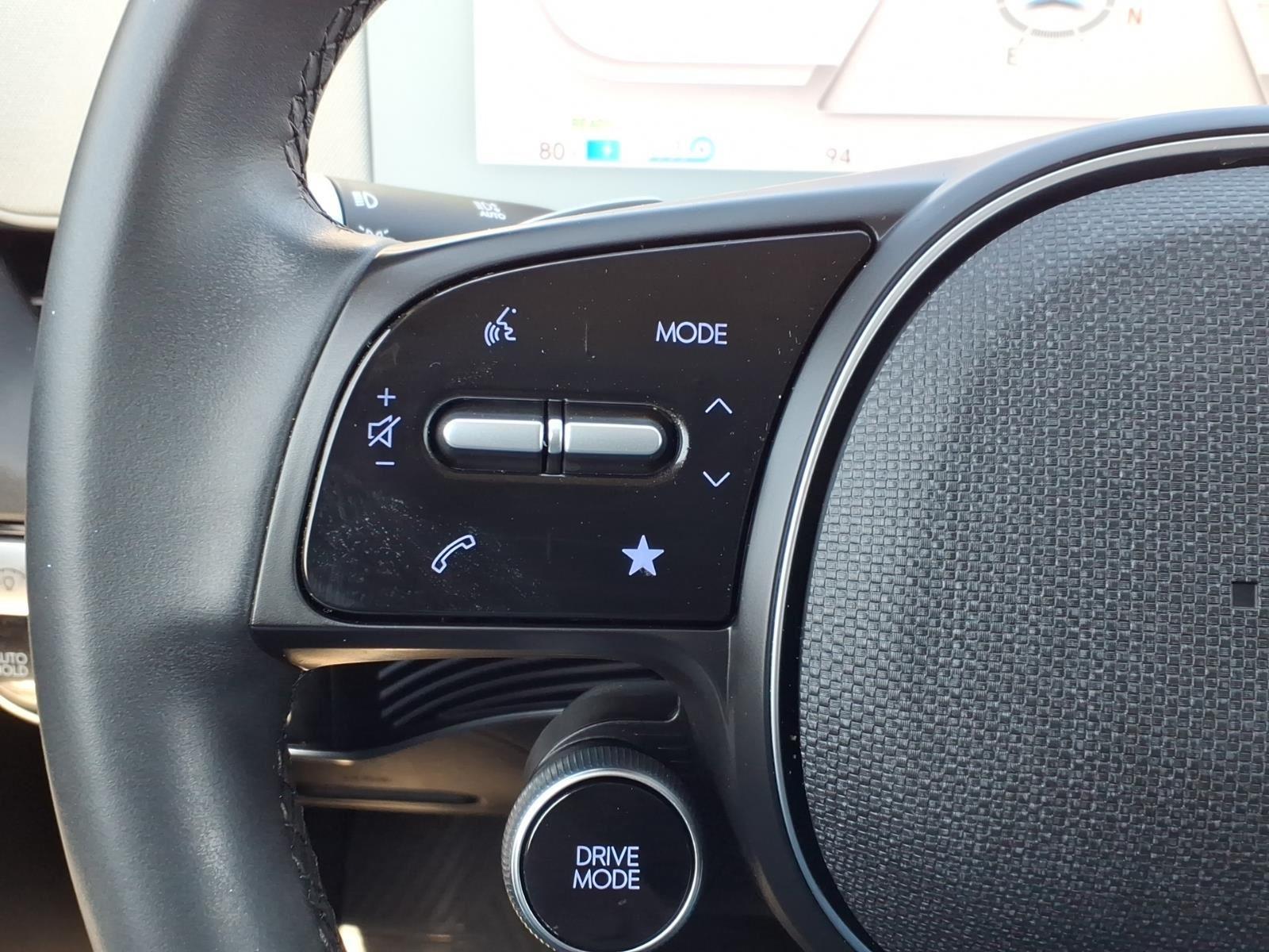 2024 Hyundai IONIQ 5 SE
