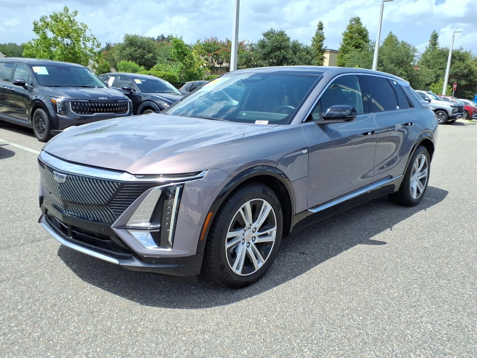 2024 Cadillac LYRIQ Tech