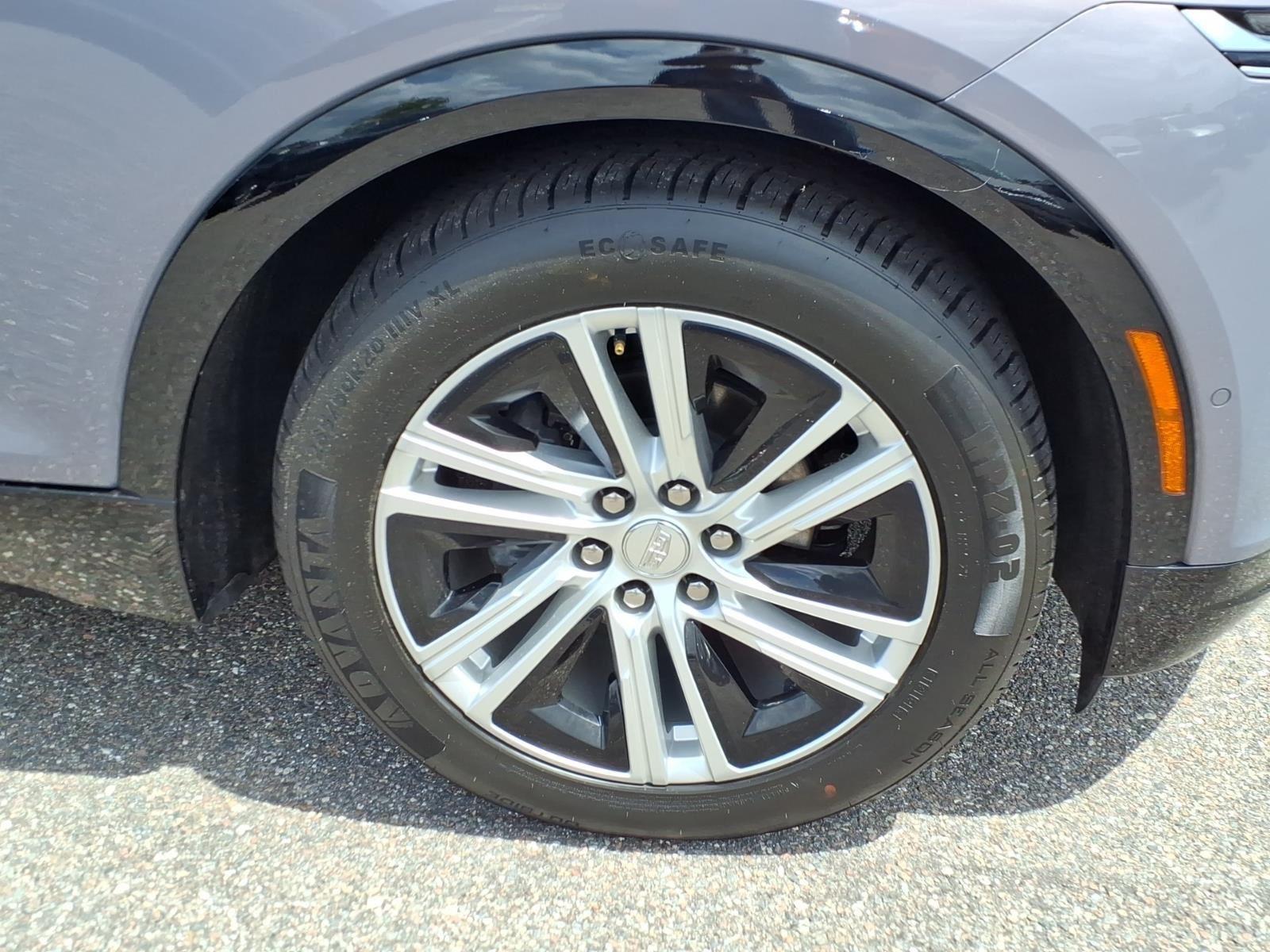 2024 Cadillac LYRIQ Tech