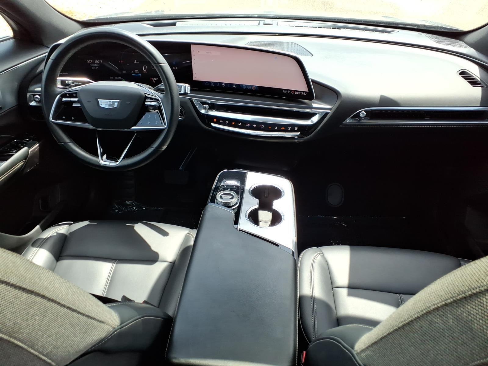 2024 Cadillac LYRIQ Tech