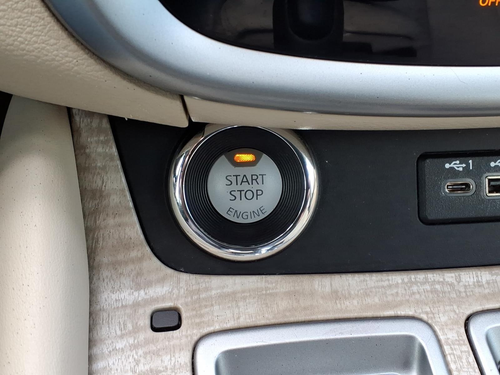 2022 Nissan Murano SV