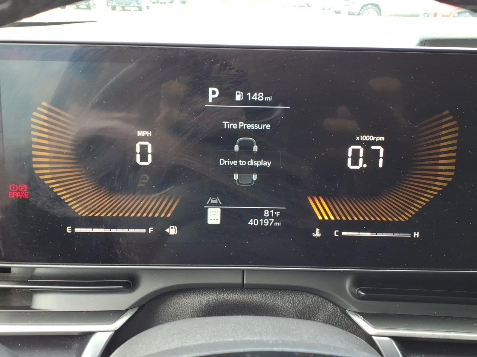 2025 Kia Carnival LXS