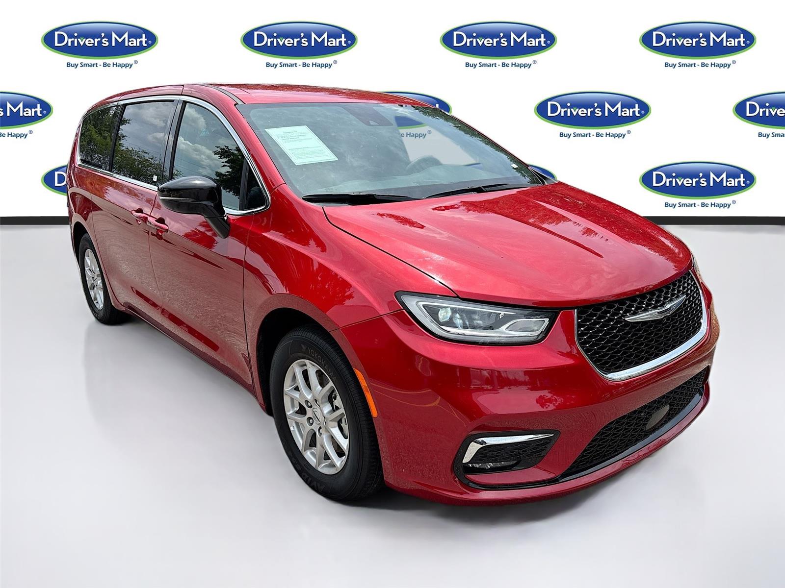 Red Hot Pearlcoat 2025 Chrysler Pacifica Minivan Front-Wheel Drive 9-Speed Automatic