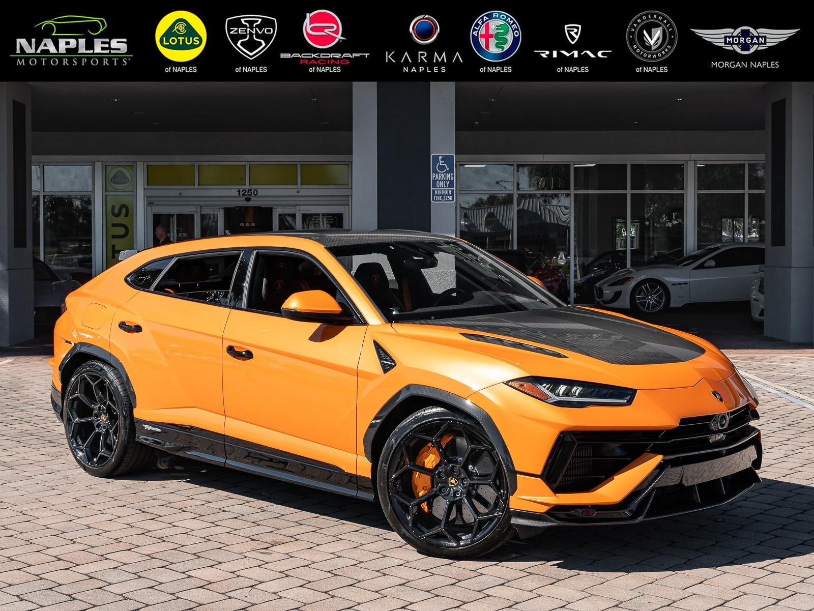 /2023 Lamborghini Urus