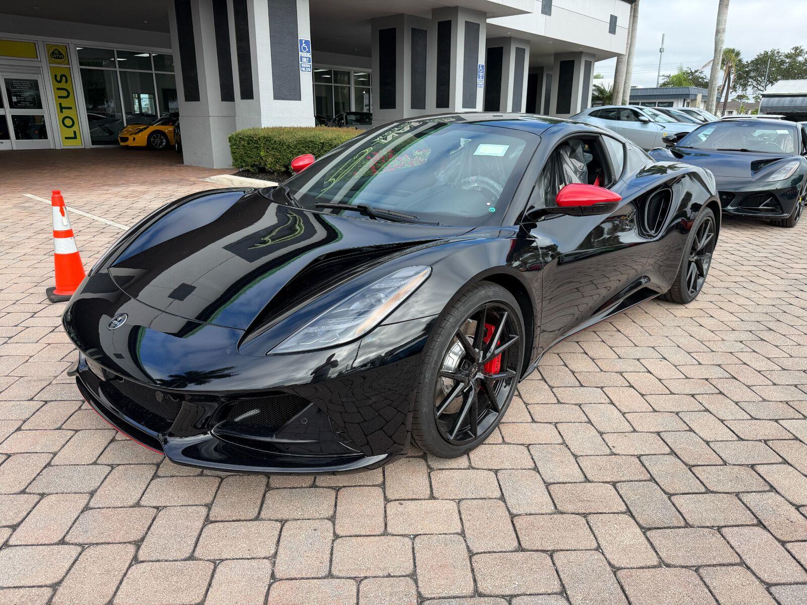 /2027 Lotus Emira-V6 SE Racing Line