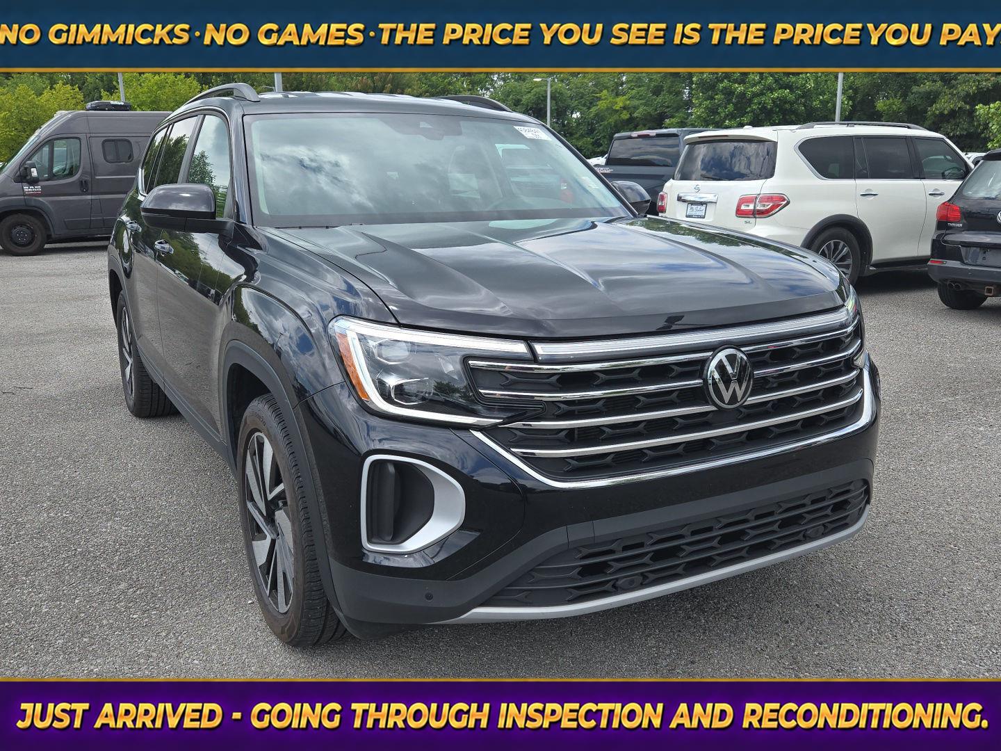 Deep Black Pearl 2025 Volkswagen Atlas SUV / Crossover All-Wheel Drive Automatic