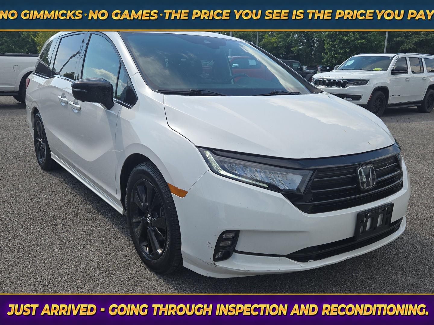 Platinum White Pearl 2023 Honda Odyssey Minivan Front-Wheel Drive Automatic