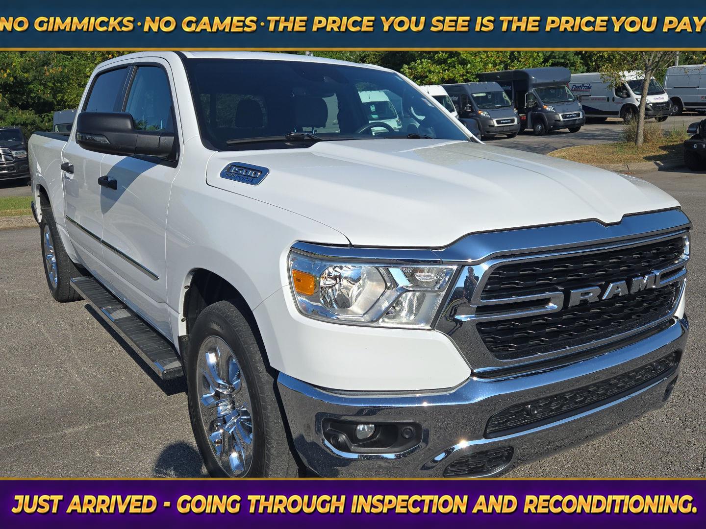 Bright White Clearcoat 2023 RAM 1500 Pickup Truck 4X2 8-Speed Automatic