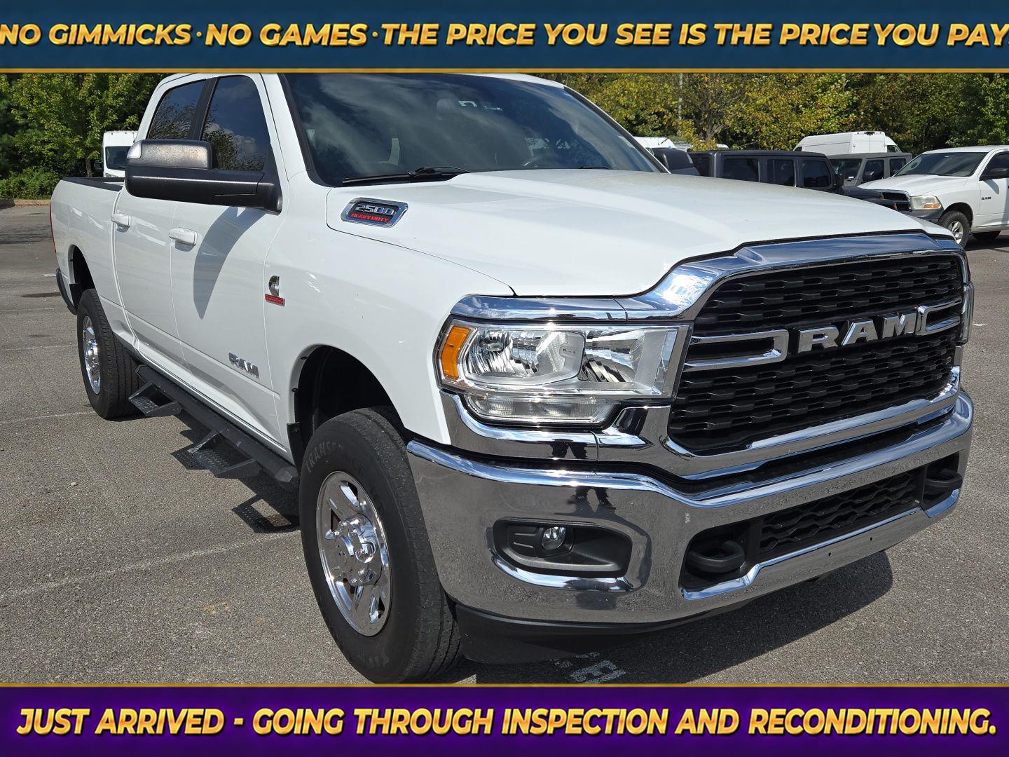 Bright White Clearcoat 2022 RAM 2500 Pickup Truck Four-Wheel Drive 6-Speed Automatic