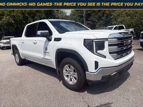 Summit White 2023 GMC Sierra 1500 Pickup Truck Four-Wheel Drive Automatic