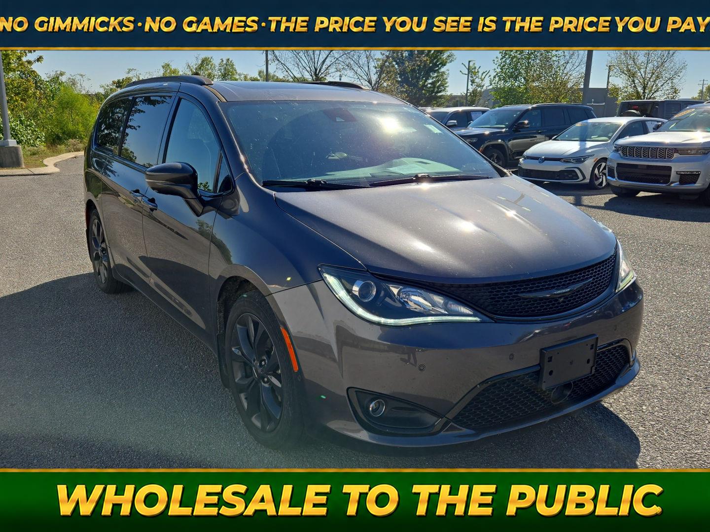Gray (Granite Crystal Metallic Clearcoat) 2020 Chrysler Pacifica Minivan Front-Wheel Drive 9-Speed Automatic