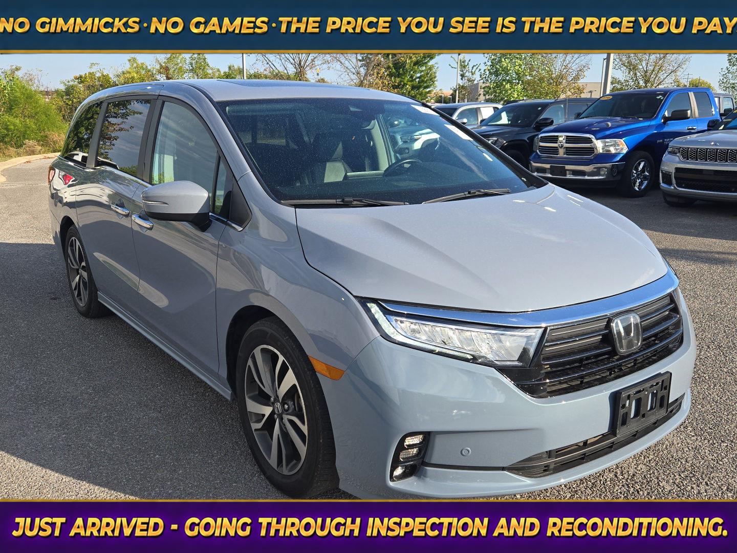 Sonic Gray Pearl 2023 Honda Odyssey Minivan Front-Wheel Drive Automatic