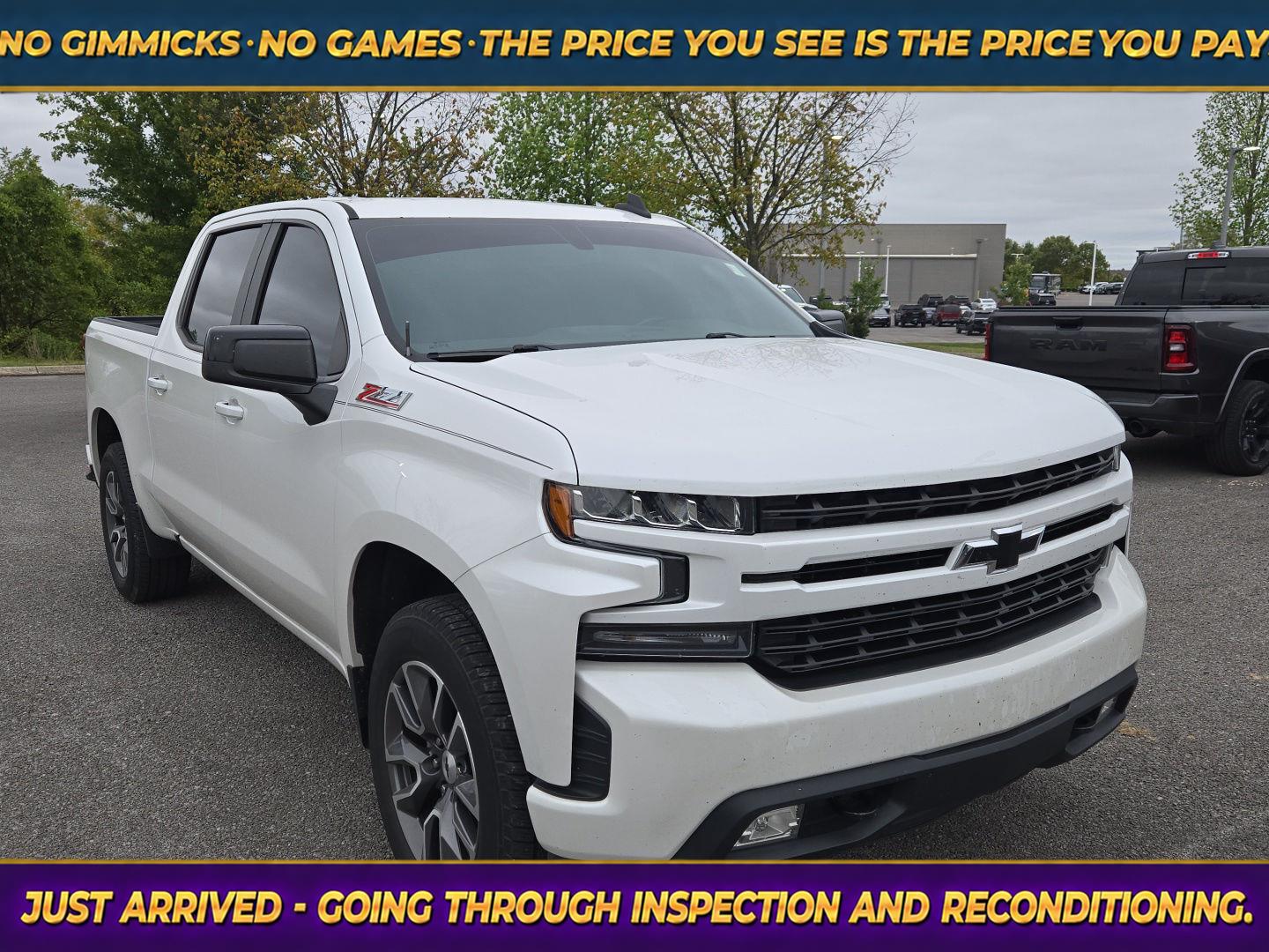 White (Iridescent Pearl Tricoat) 2020 Chevrolet Silverado 1500 Pickup Truck Four-Wheel Drive 8-Speed Automatic