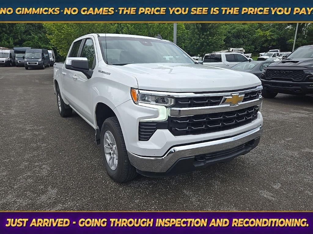 White 2025 Chevrolet Silverado 1500 Pickup Truck Four-Wheel Drive Automatic