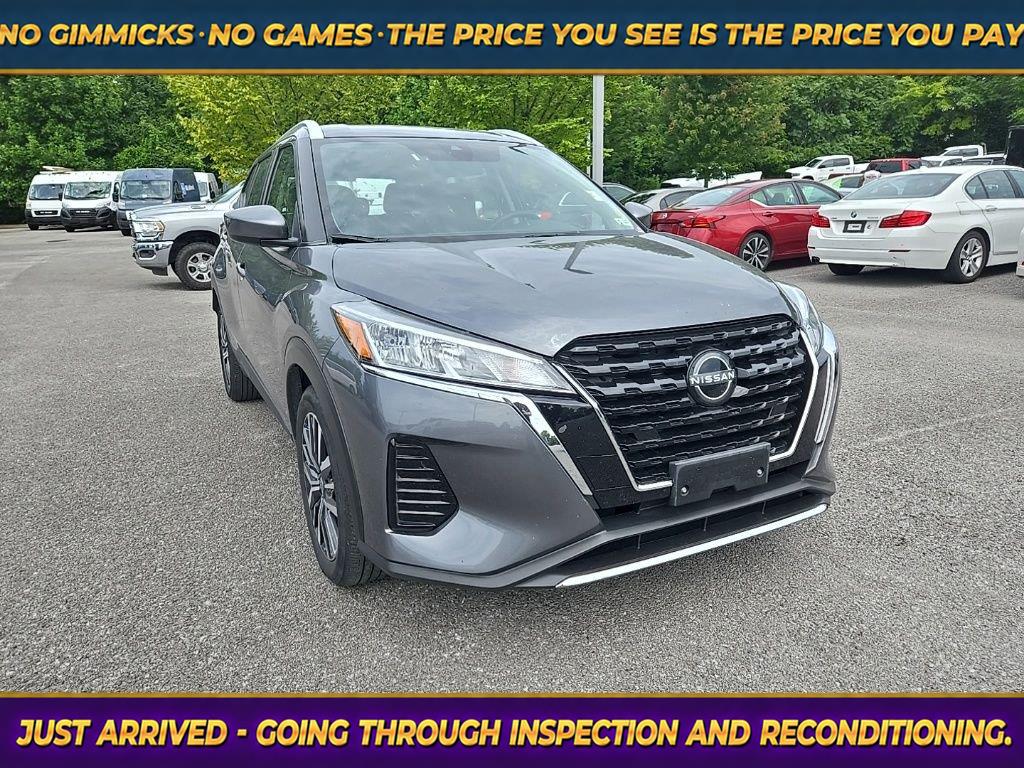 Gray (Gun Metallic) 2024 Nissan Kicks SUV / Crossover Front-Wheel Drive Continuously Variable Transmission