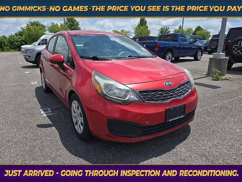 Signal Red 2015 Kia Rio Sedan Front-Wheel Drive 6-Speed Automatic
