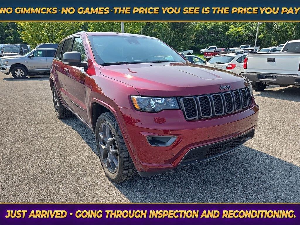 Velvet Red Pearlcoat 2021 Jeep Grand Cherokee SUV / Crossover Four-Wheel Drive 8-Speed Automatic