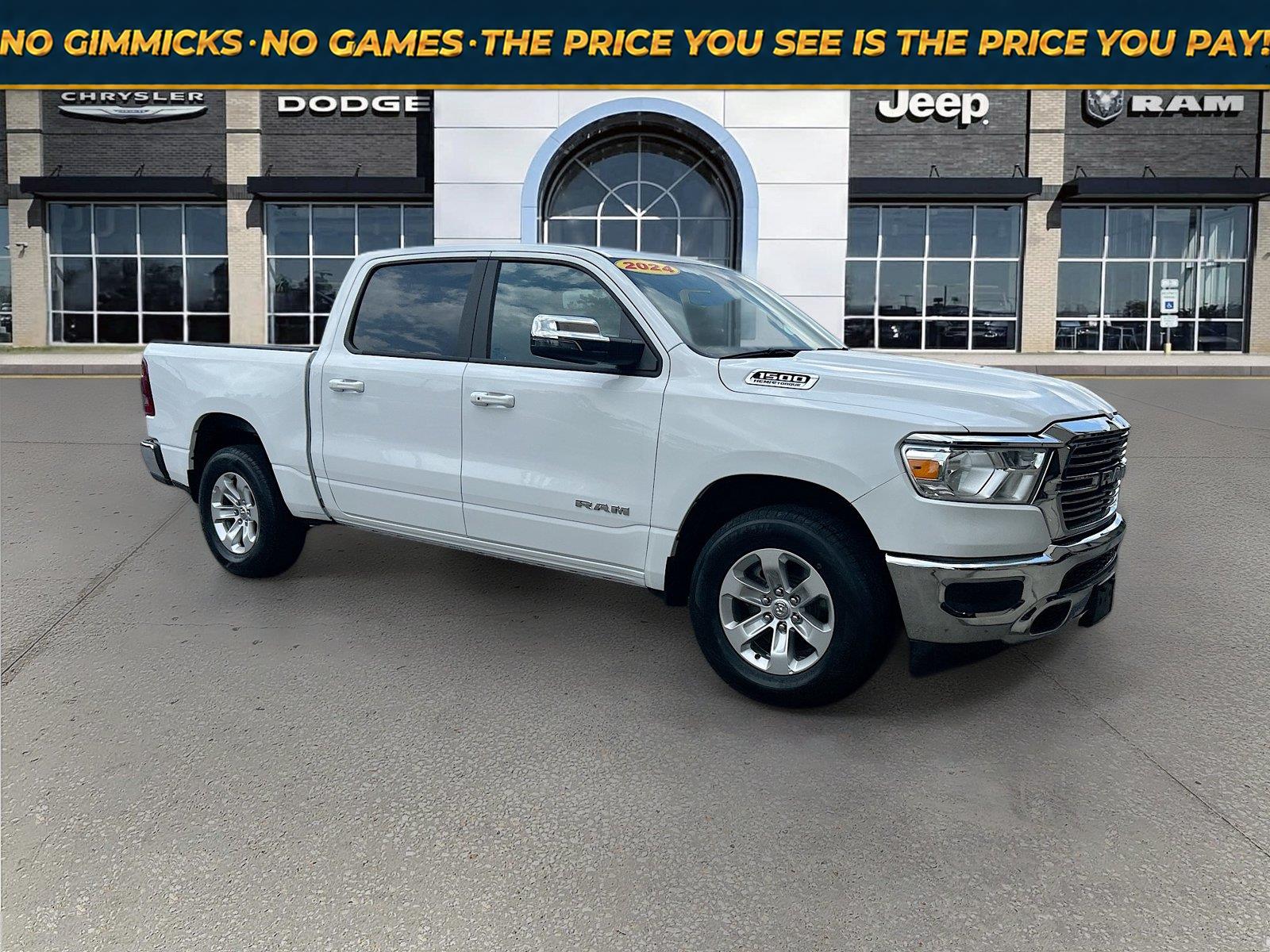 2024 RAM 1500 Laramie Crew Cab 4WD