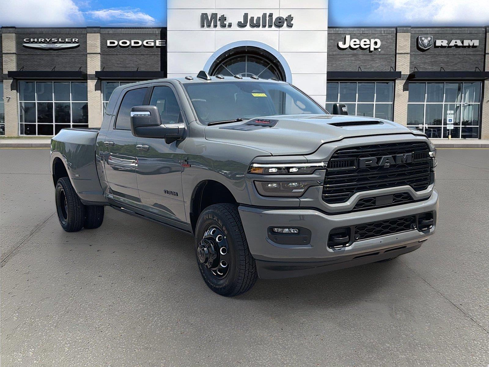 Ceramic Gray Clearcoat 2026 RAM 3500 Pickup Truck Four-Wheel Drive 8-Speed Automatic