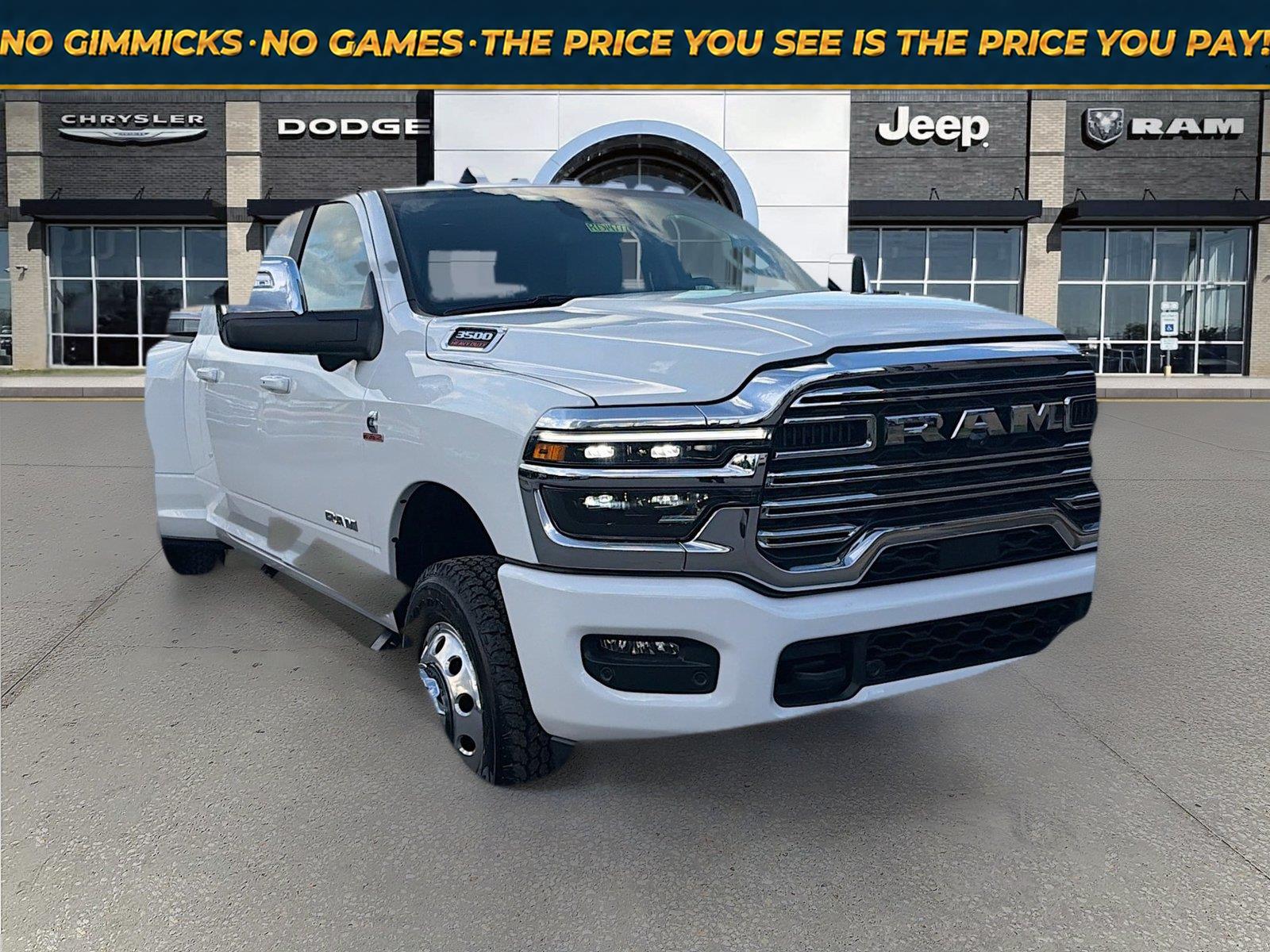 Bright White Clearcoat 2026 RAM 3500 Pickup Truck Four-Wheel Drive 8-Speed Automatic