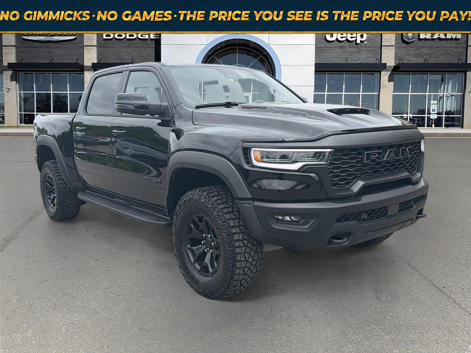 Diamond Black Crystal Pearlcoat 2026 RAM 1500 Pickup Truck All-Wheel Drive 8-Speed Automatic