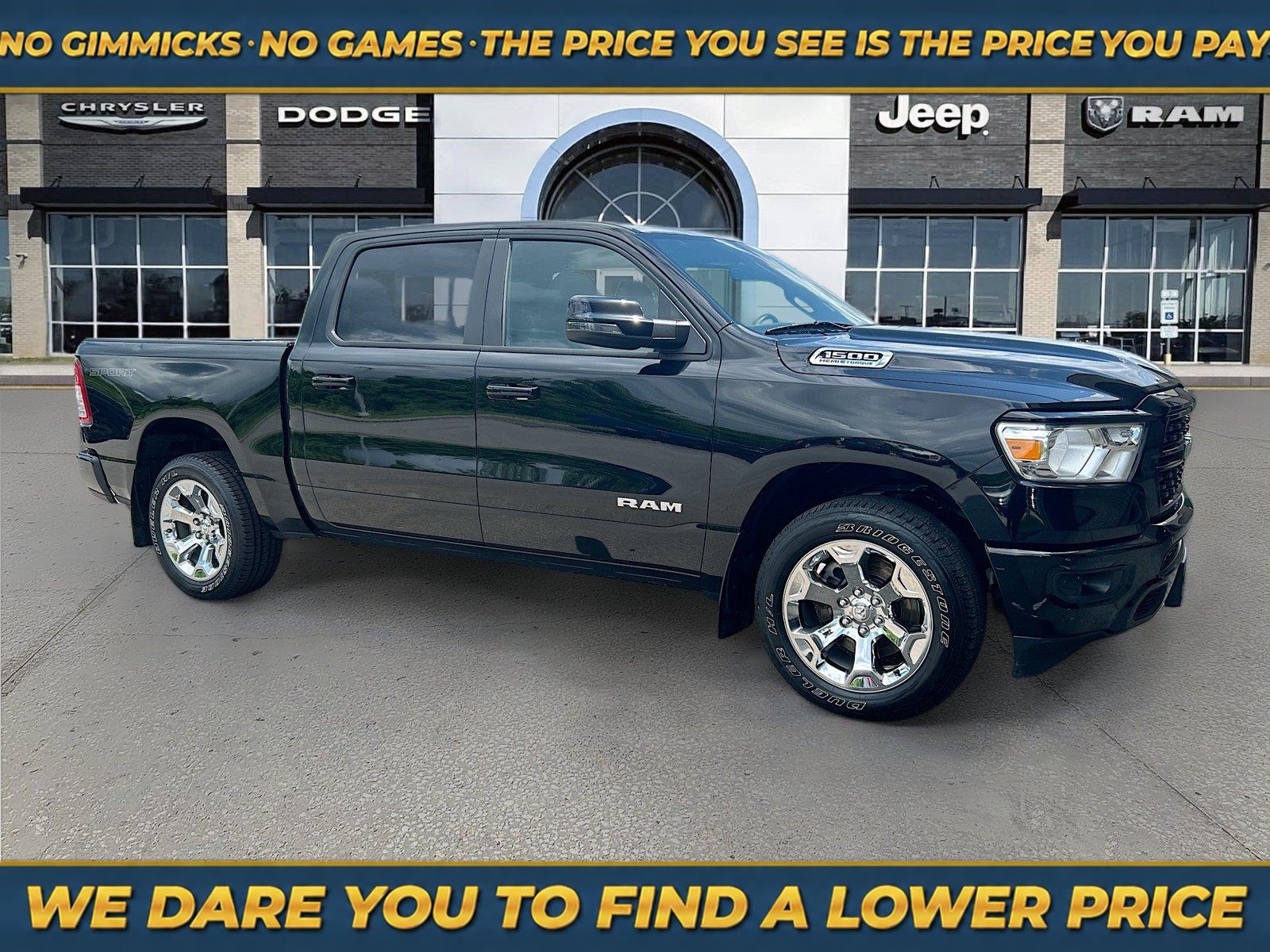 Diamond Black Crystal Pearlcoat 2023 RAM 1500 Pickup Truck Four-Wheel Drive 8-Speed Automatic