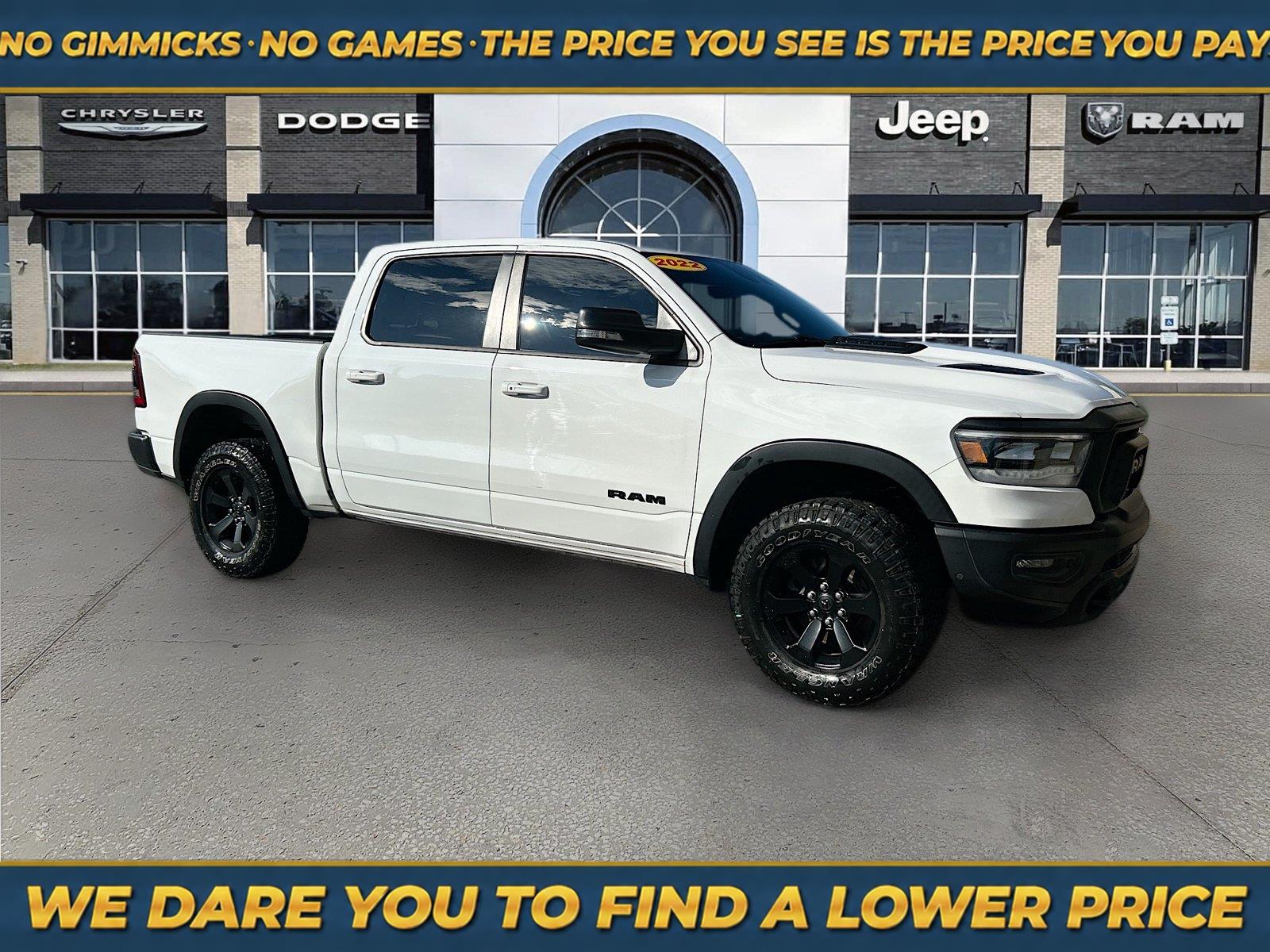 Bright White Clearcoat 2022 RAM 1500 Pickup Truck Four-Wheel Drive 8-Speed Automatic