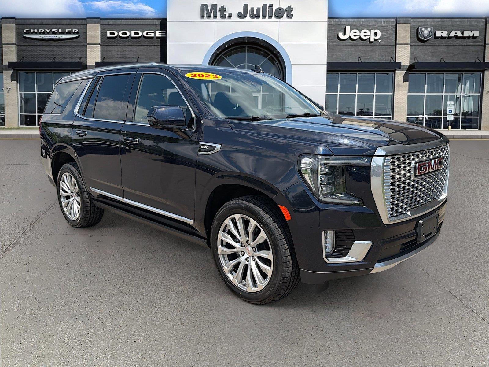 Midnight Blue Metallic 2023 GMC Yukon SUV / Crossover Four-Wheel Drive Automatic