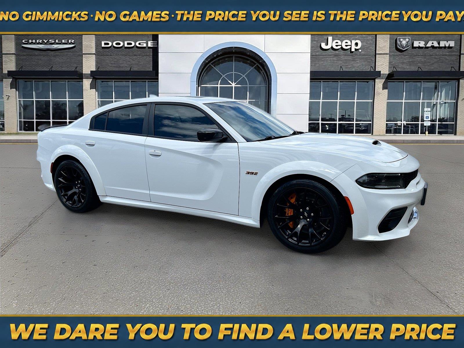 White Knuckle Clearcoat 2023 Dodge Charger Sedan Rear-Wheel Drive 8-Speed Automatic