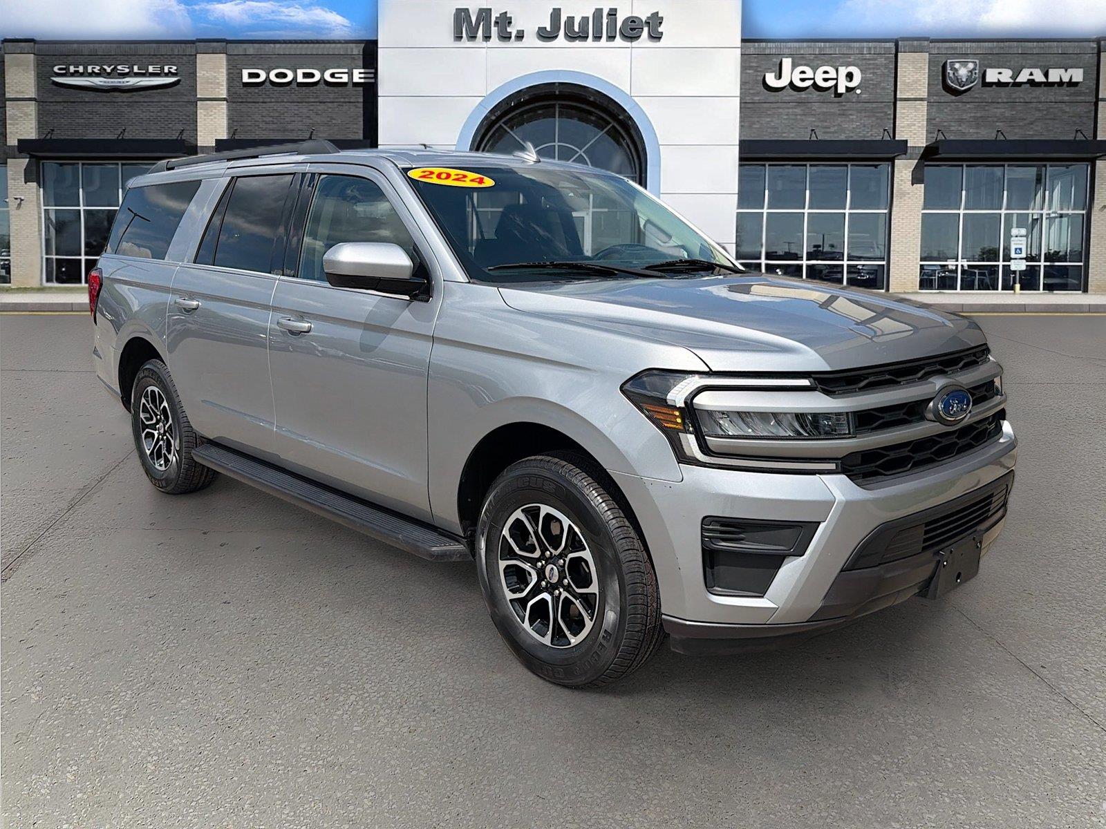 Iconic Silver 2024 Ford Expedition SUV / Crossover Four-Wheel Drive Automatic