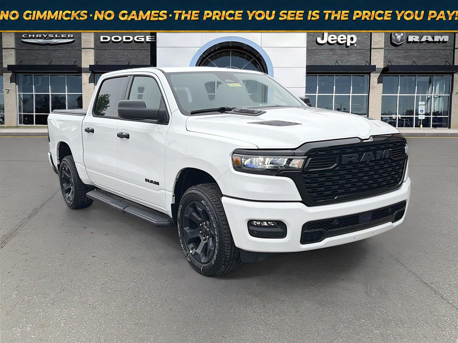 Bright White Clearcoat 2026 RAM 1500 Pickup Truck Four-Wheel Drive 8-Speed Automatic