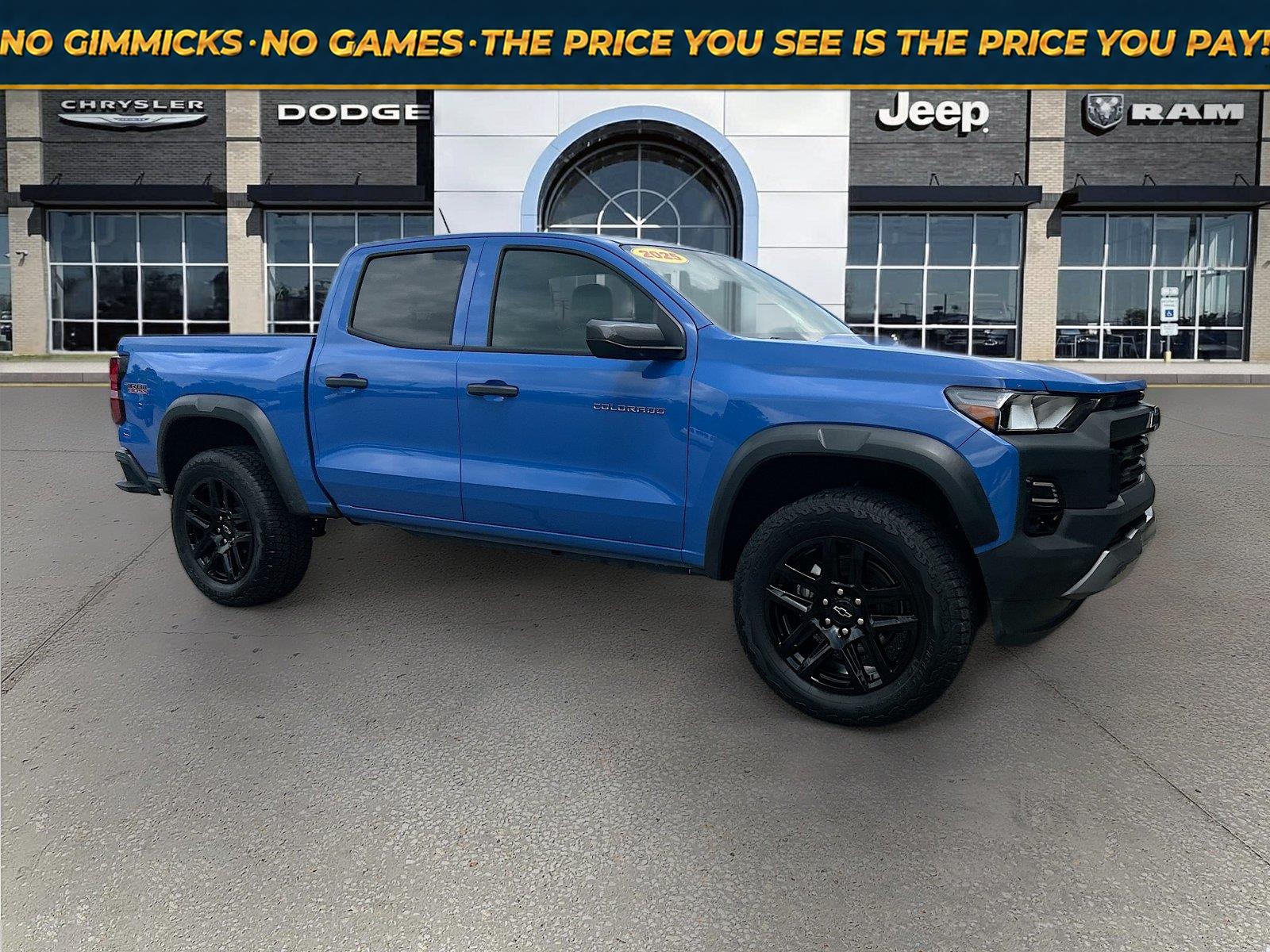 Reef Blue Metallic 2025 Chevrolet Colorado Pickup Truck Four-Wheel Drive 8-Speed Automatic
