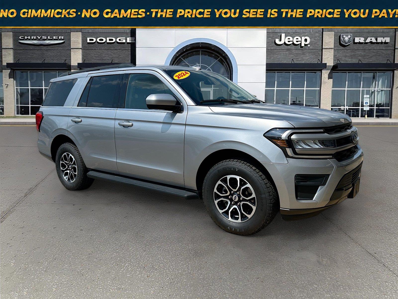 Iconic Silver 2024 Ford Expedition SUV / Crossover Four-Wheel Drive Automatic