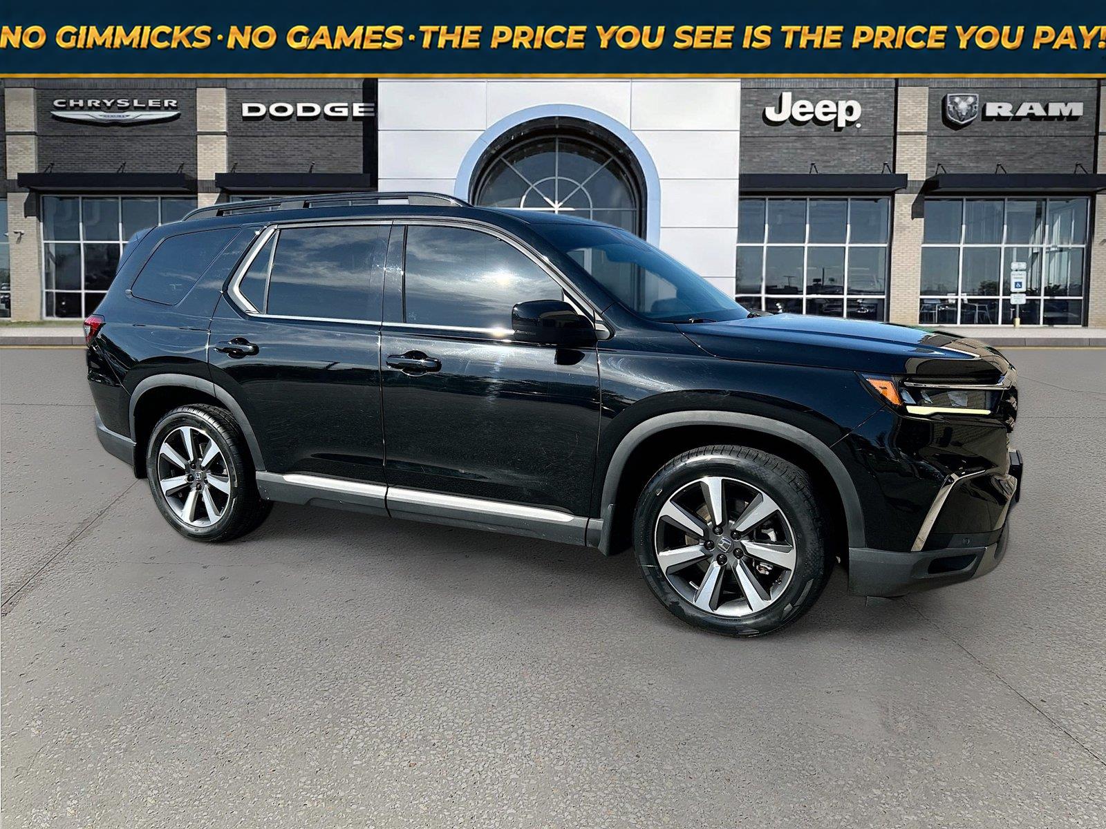 Crystal Black Pearl 2023 Honda Pilot SUV / Crossover All-Wheel Drive Automatic