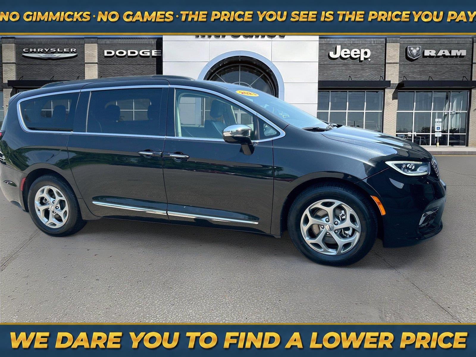 Black 2023 Chrysler Pacifica Minivan Front-Wheel Drive 9-Speed Automatic