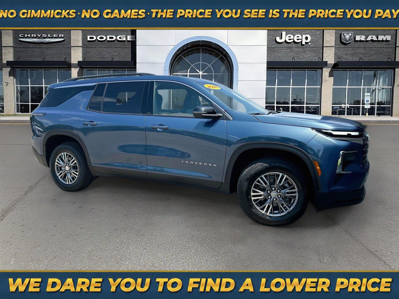 Blue 2025 Chevrolet Traverse SUV / Crossover Front-Wheel Drive 8-Speed Automatic