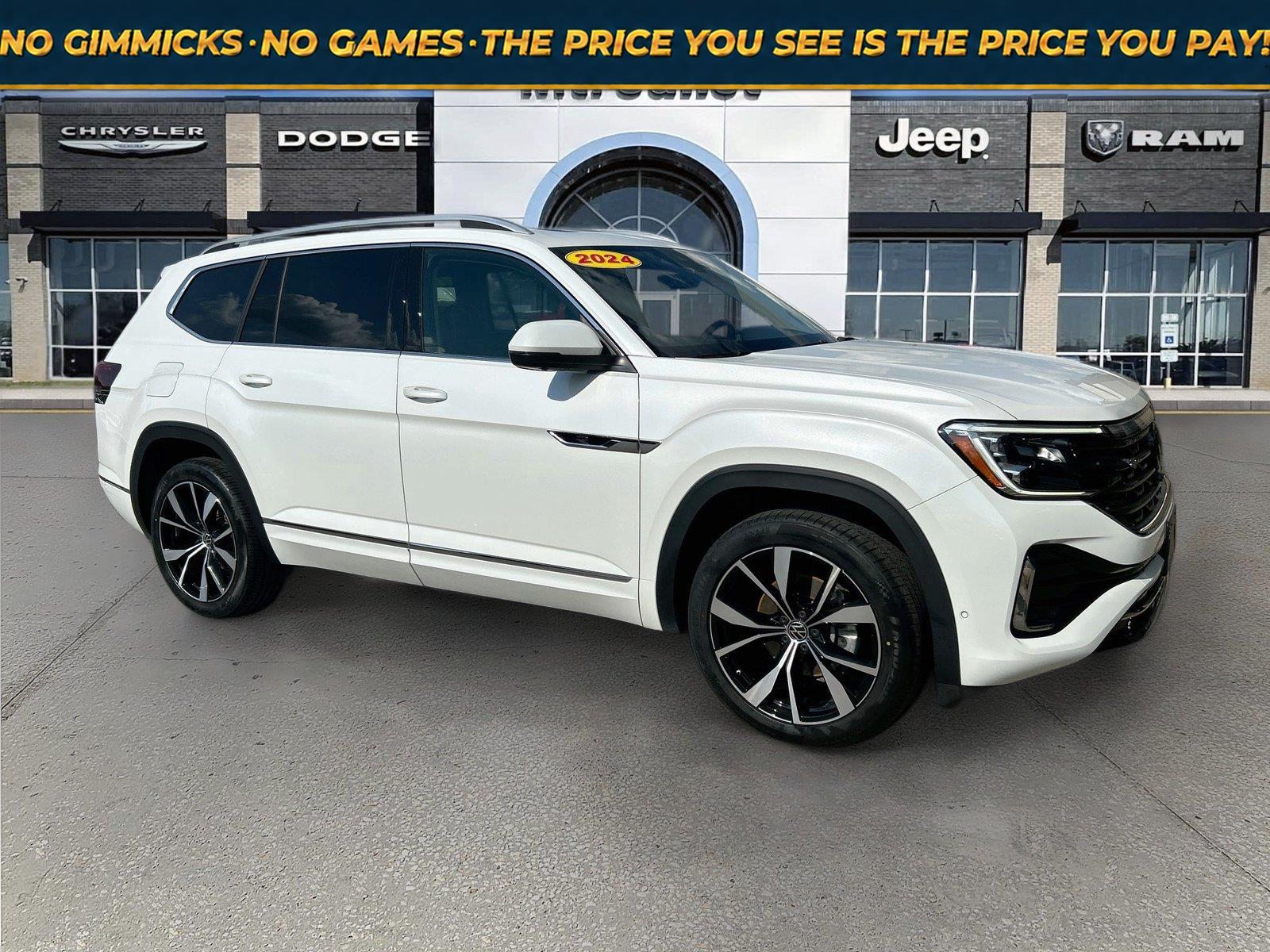 Opal White Pearl 2024 Volkswagen Atlas SUV / Crossover All-Wheel Drive Automatic