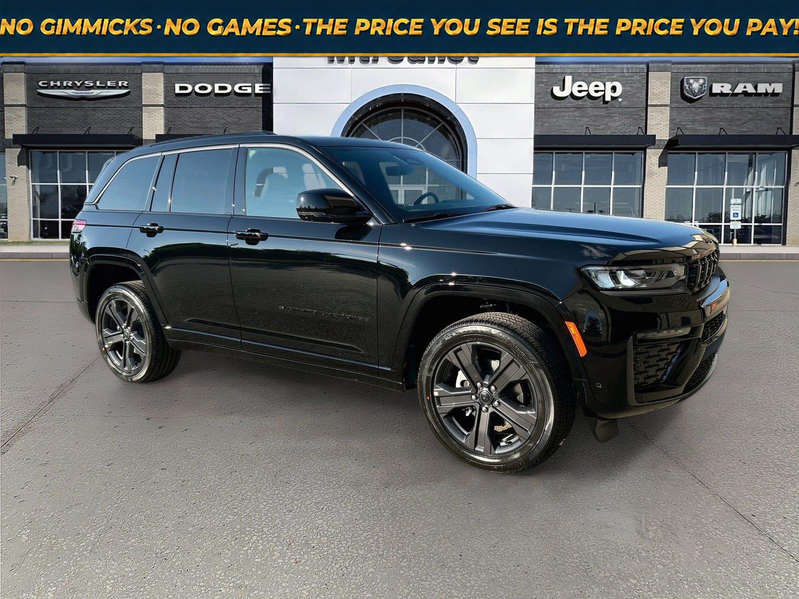High Gloss Black 2027 Jeep Grand Cherokee SUV / Crossover Four-Wheel Drive 8-Speed Automatic