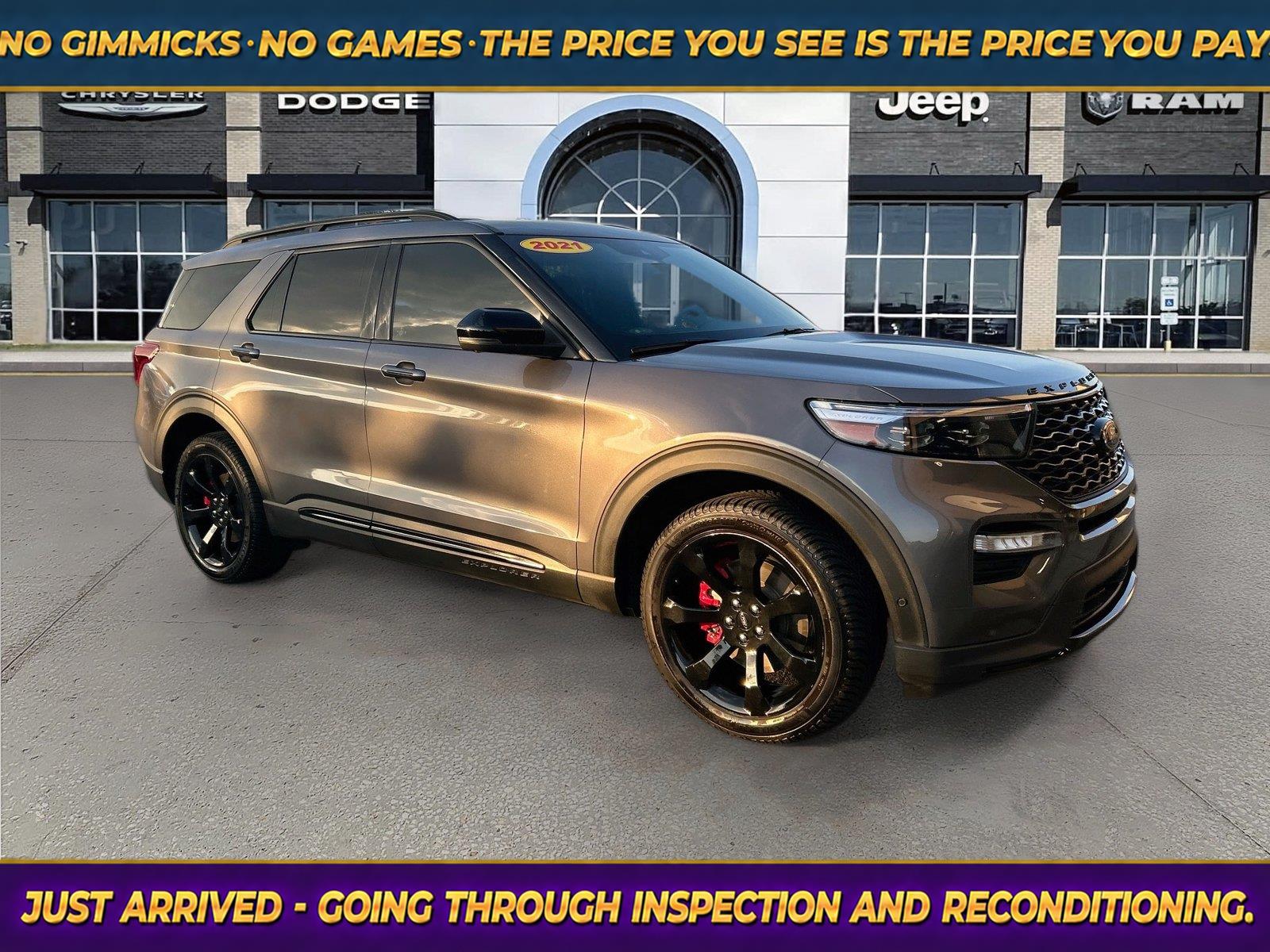  2021 Ford Explorer ST AWD   