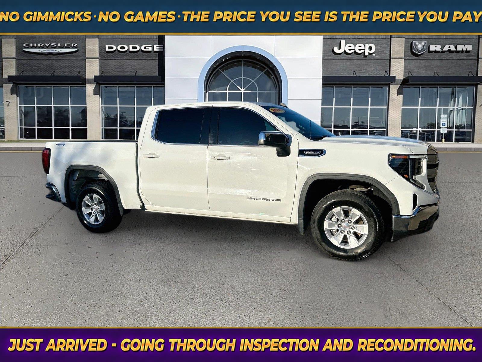 Summit White 2023 GMC Sierra 1500 Pickup Truck Four-Wheel Drive Automatic
