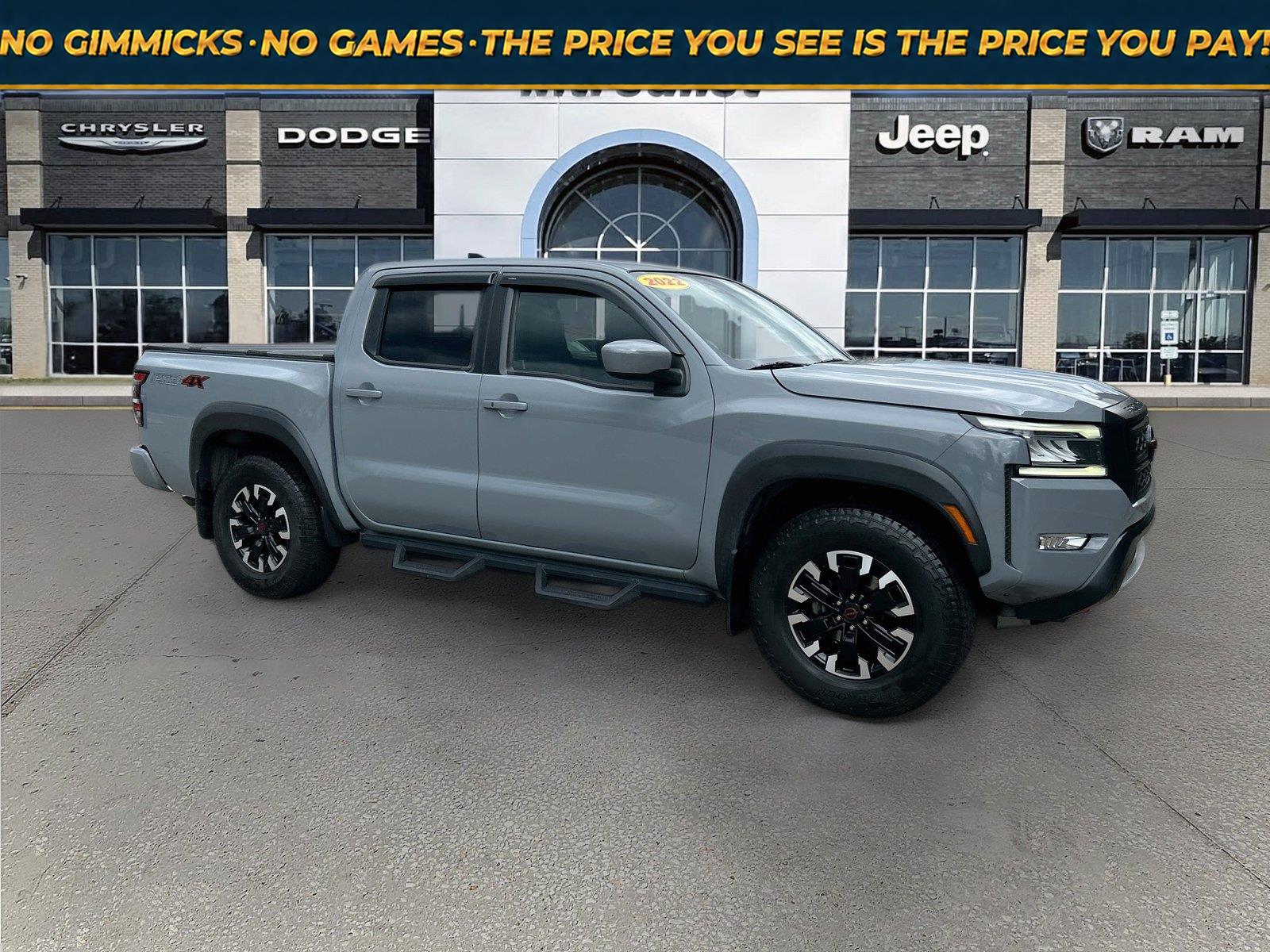 2022 Nissan Frontier PRO-4X Crew Cab 4WD