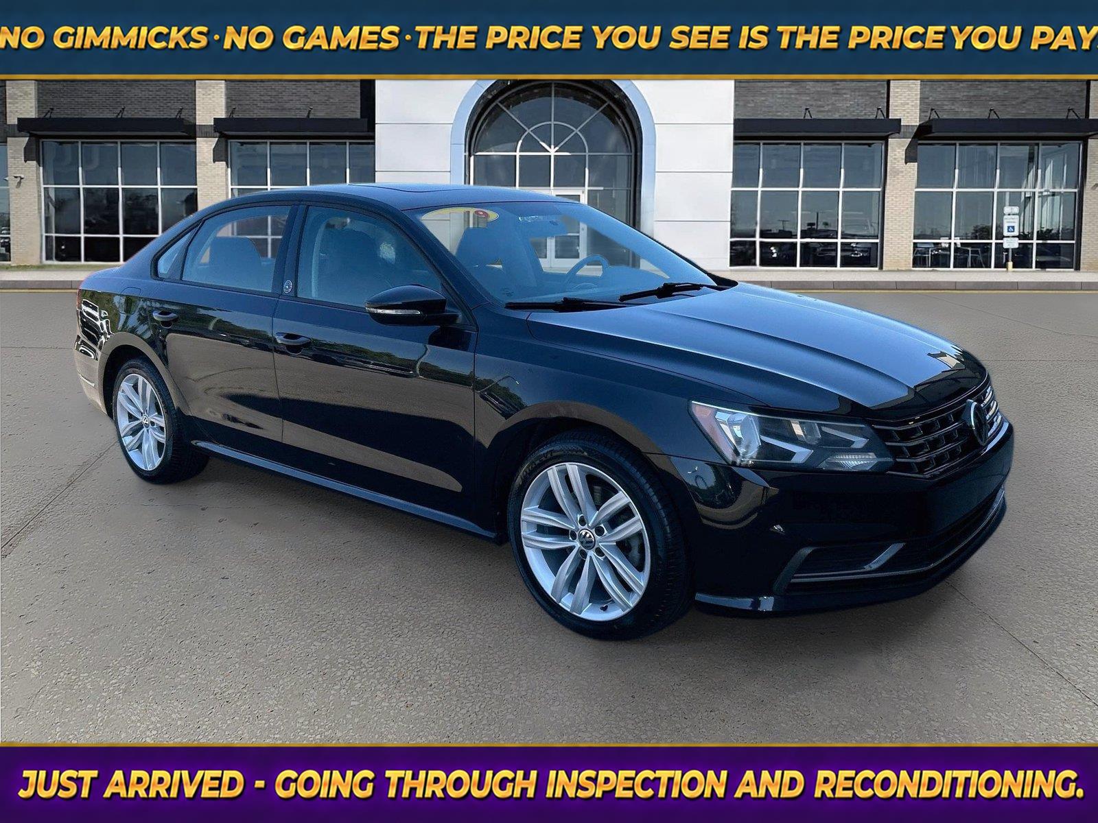 Deep Black Pearl 2019 Volkswagen Passat Sedan Front-Wheel Drive Automatic