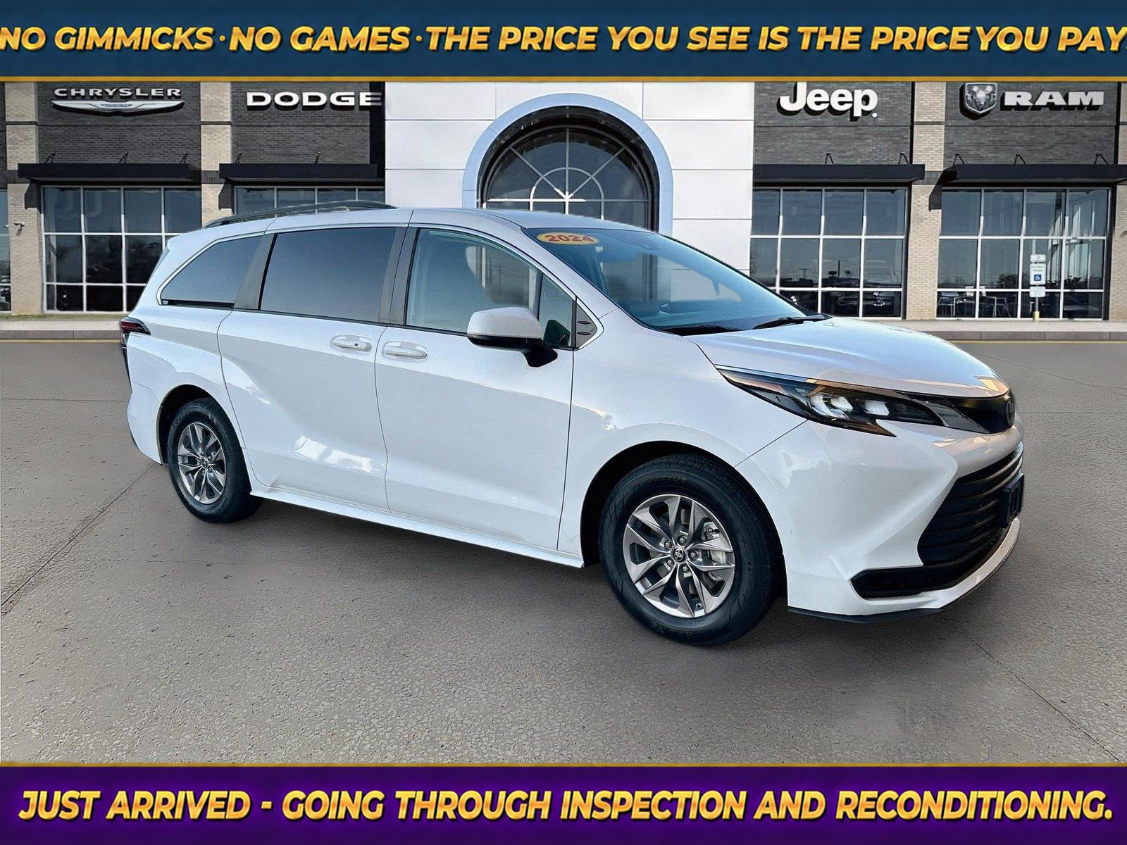 Ice Cap 2024 Toyota Sienna Minivan All-Wheel Drive Continuously Variable Transmission