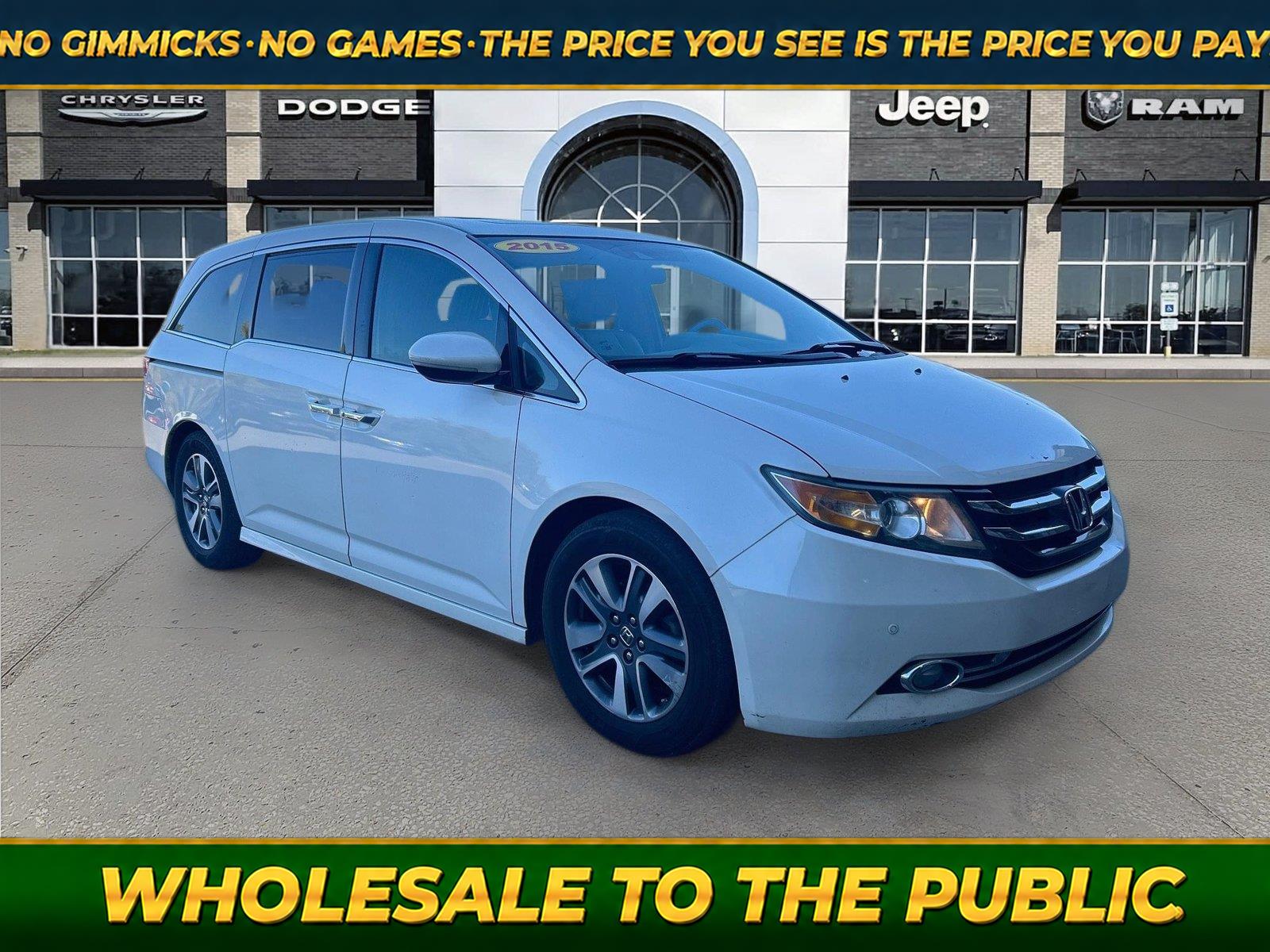 White Diamond Pearl 2015 Honda Odyssey Minivan Front-Wheel Drive Automatic