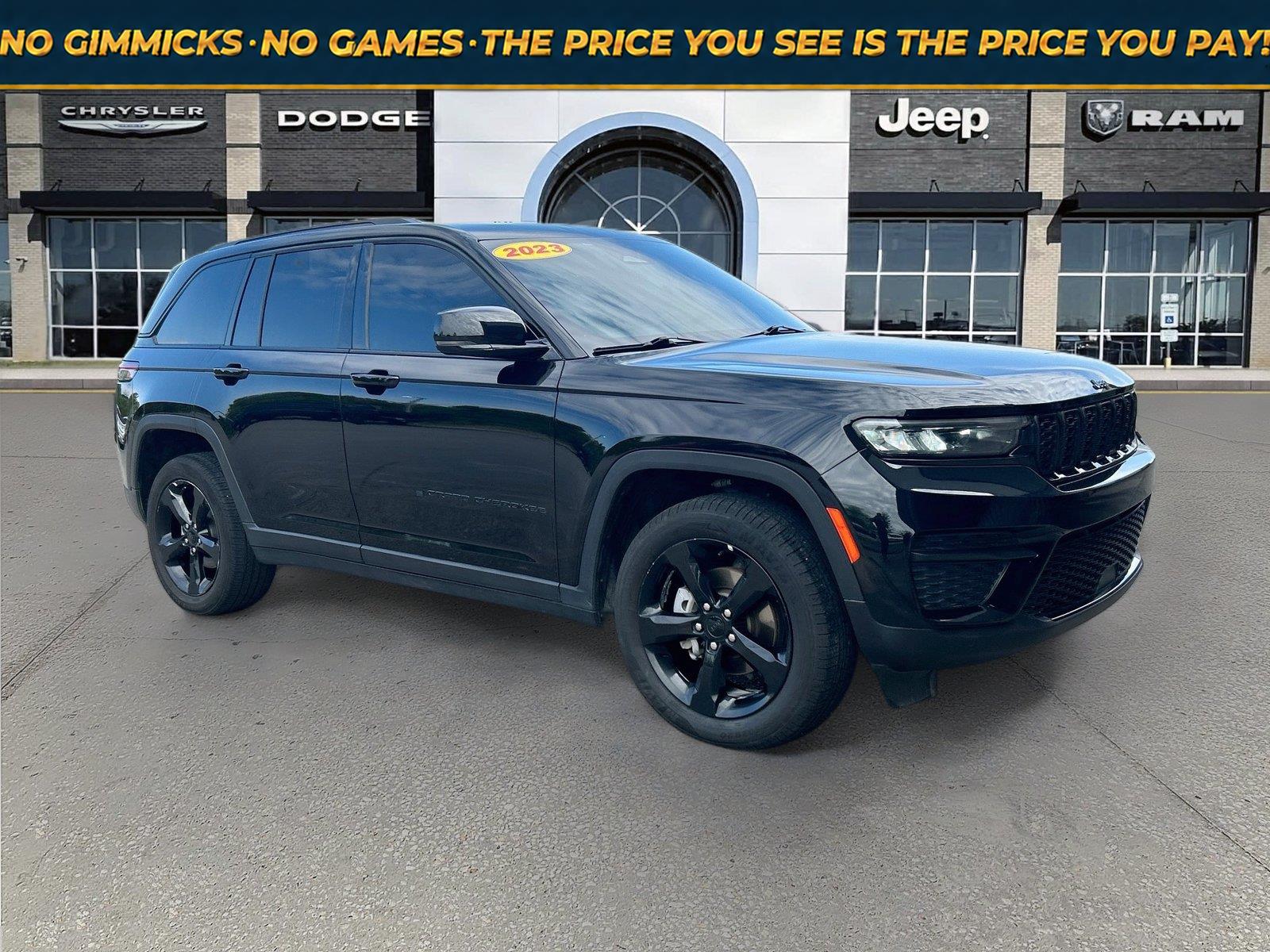  2023 Jeep Grand Cherokee Altitude X 4WD   